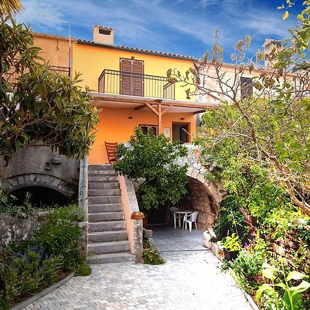 Holiday Home Kuca Na Moru Корнич Екстер'єр фото